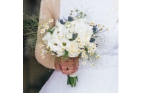 svatební kytice heřmánek&bodlák