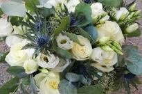 svatební kytice bílá_zelená_modrá